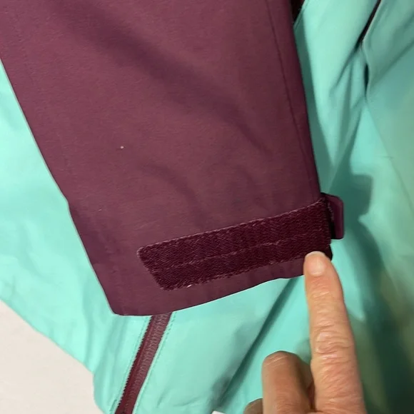 Patagonia Insulated Snowbelle Ski Snowboard Jacket in Dark Currant Size XS - Picture 11 of 15